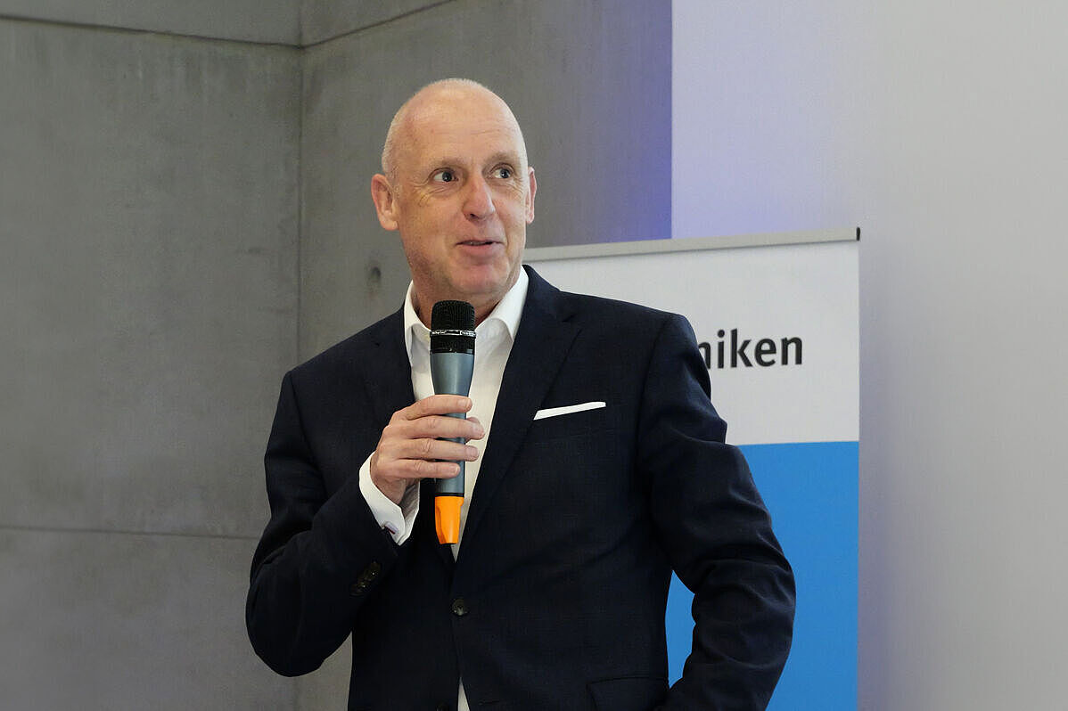Reinhard Nieper beim Sommerkolleg 2024 der BG Kliniken in Frankfurt am Main